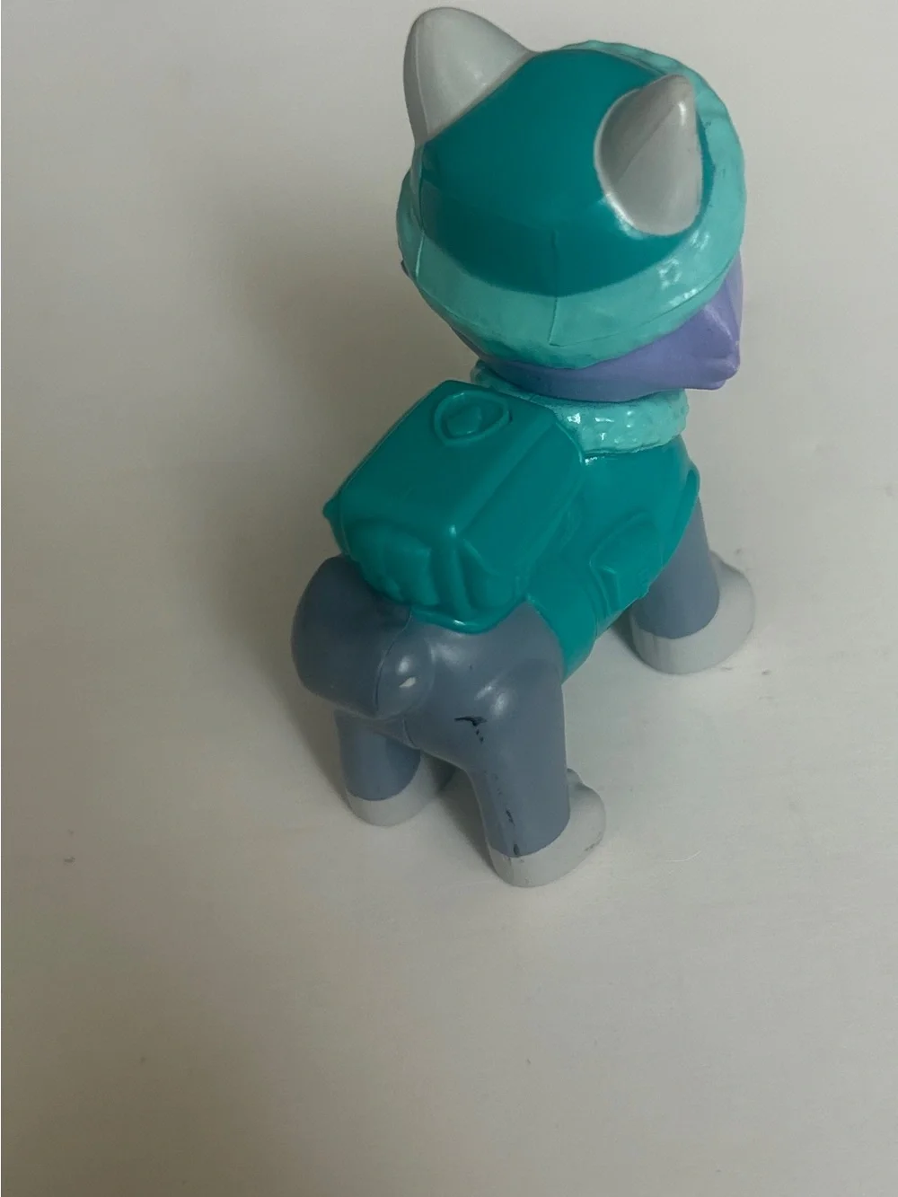 Paw Patrol Action Pack Pup Everest Toy Figure Winter Snow Collectible Husky Dog